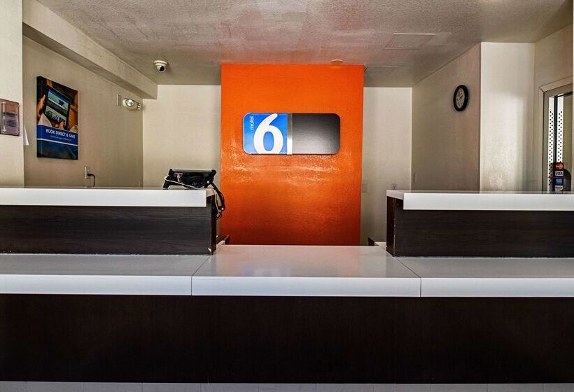 Motel 6 Palatine, Il   Chicago Northwest