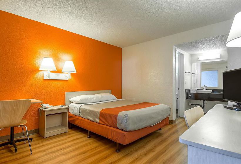 Motel 6 Los Angeles  Norwalk