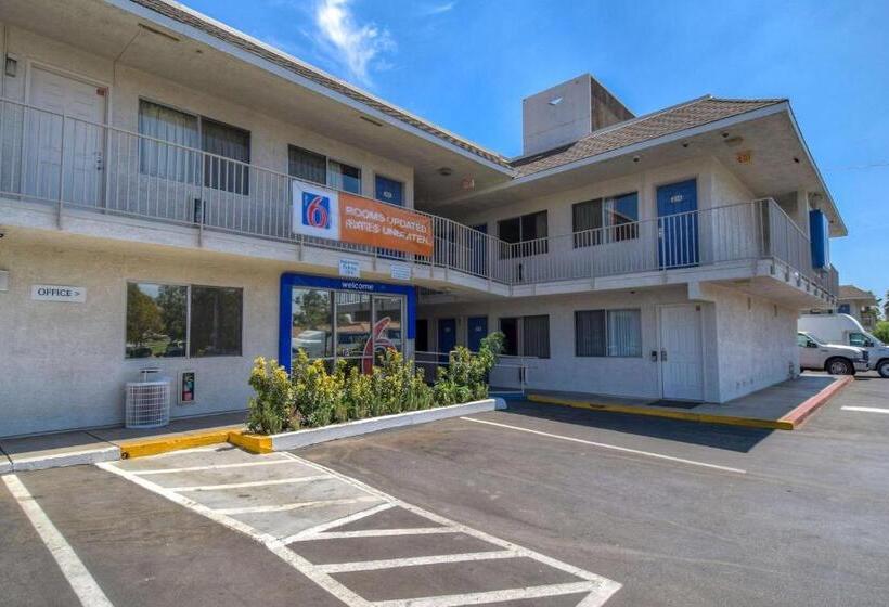 Motel 6 Jurupa Valley, Ca   Riverside West