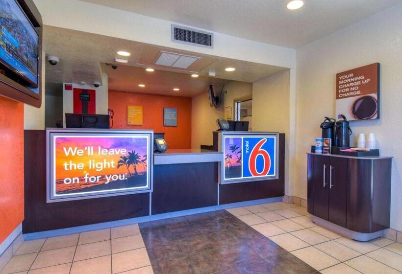 Motel 6 Jurupa Valley, Ca   Riverside West