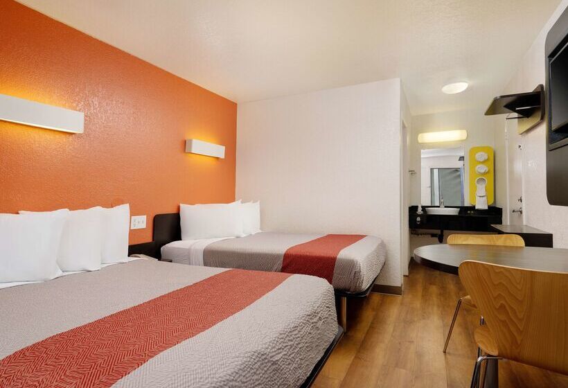 Motel 6 Camarillo, Ca