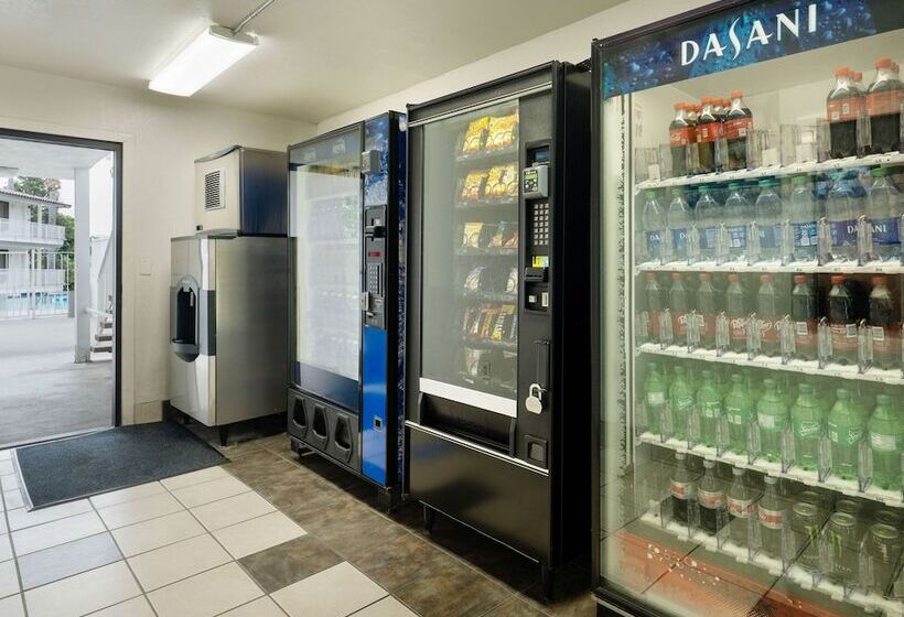 Motel 6 Camarillo, Ca