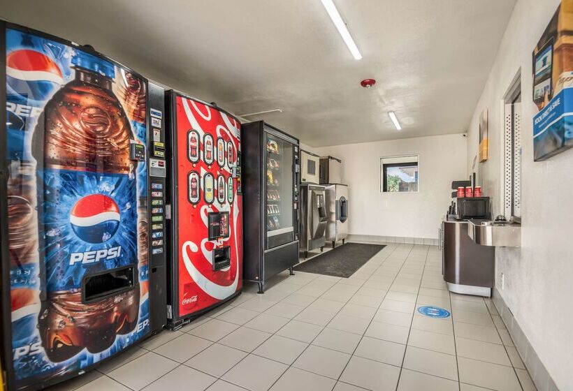 Motel 6college Station, Tx  Bryan