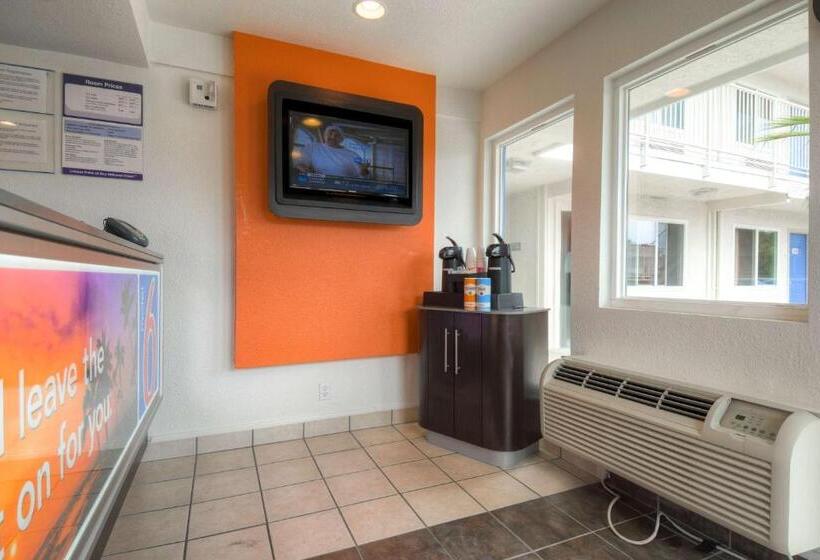 Motel 6 costa Mesa, Ca
