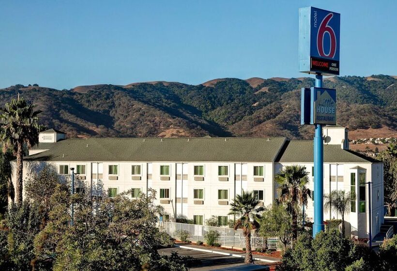 Motel 6 gilroy, Ca