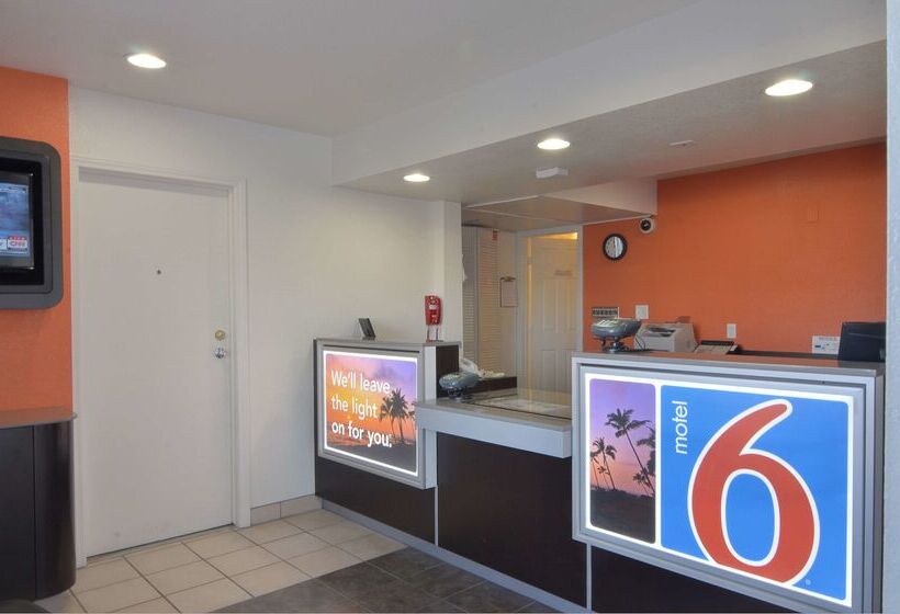 Motel 6indio, Ca  Palm Springs