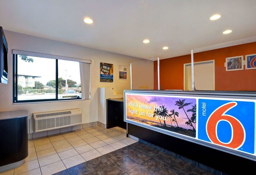 Motel 6 Monterey, Ca
