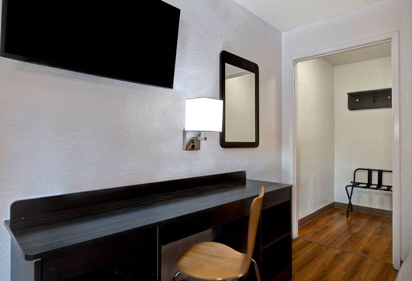 Motel 6 Monterey, Ca