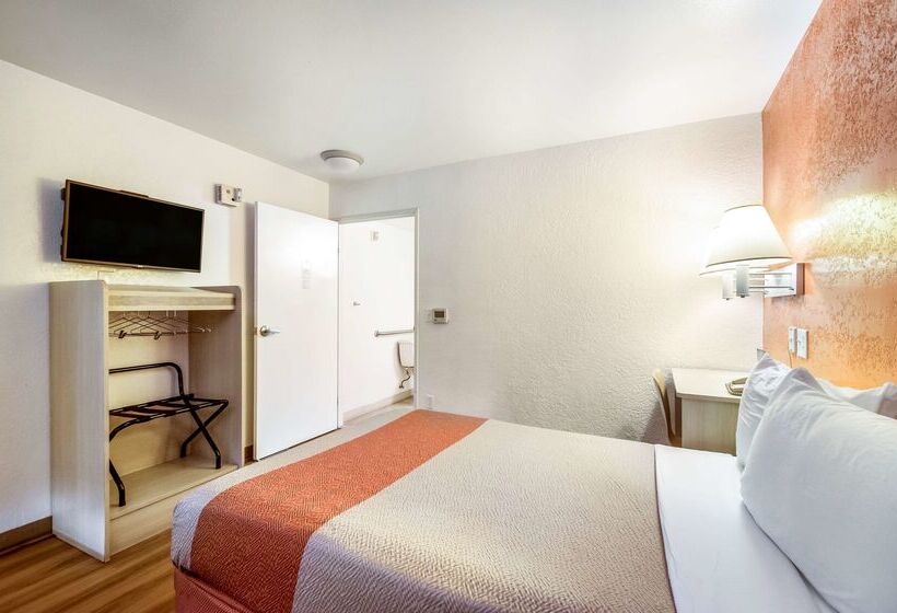 Motel 6youngtown, Az  Phoenix  Sun City