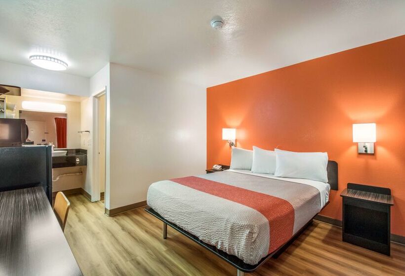 Motel 6youngtown, Az  Phoenix  Sun City