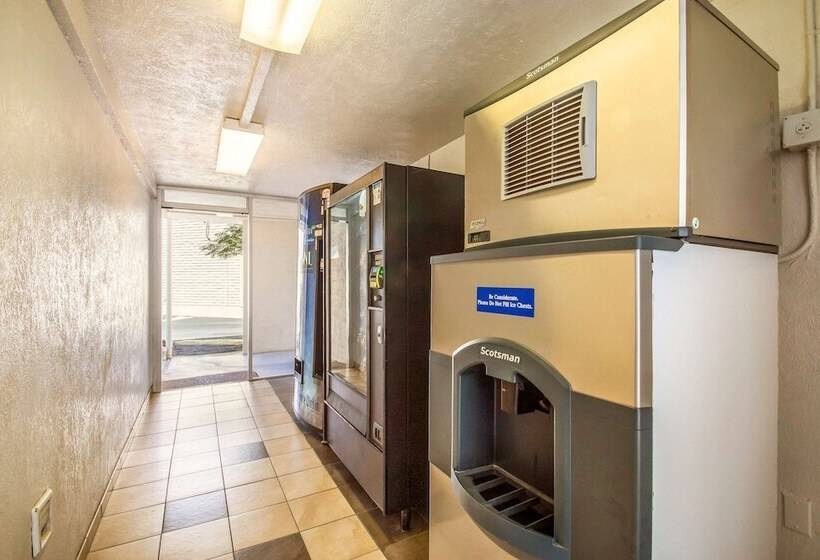 Motel 6youngtown, Az  Phoenix  Sun City