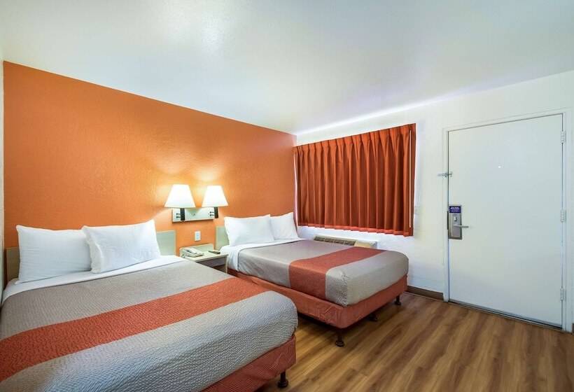 Motel 6youngtown, Az  Phoenix  Sun City