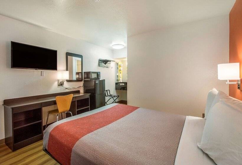 Motel 6youngtown, Az  Phoenix  Sun City