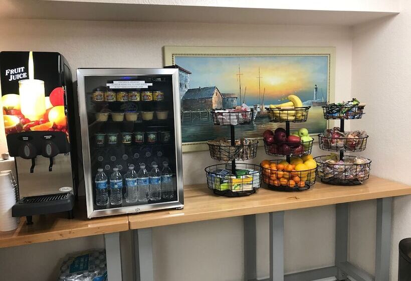 فندق على الطريق At Home Inn  Fort Pierce