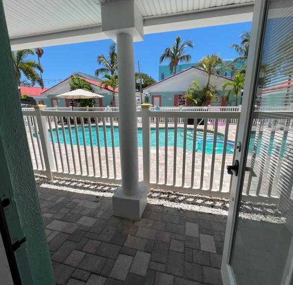 فندق على الطريق Blue Waters Treasure Island