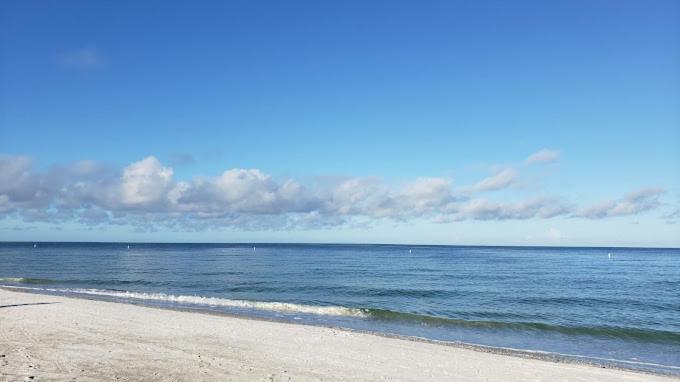 فندق على الطريق Blue Waters Treasure Island