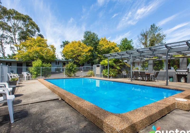 מוטל Sky Rider Motor Inn