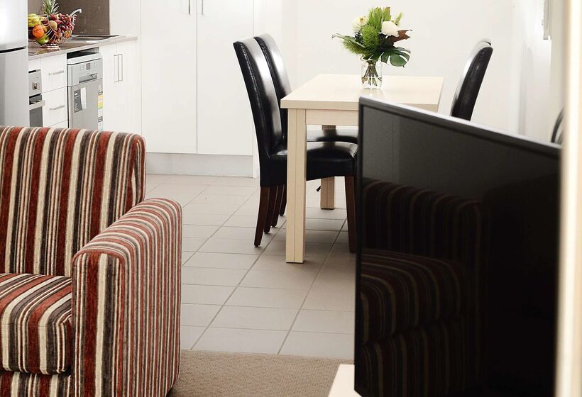 Oaks Moranbah Suites