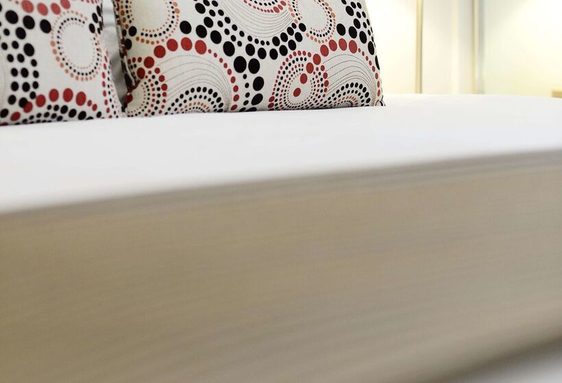 Oaks Moranbah Suites