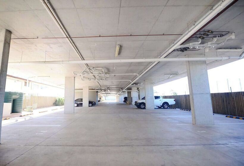 Oaks Moranbah Suites