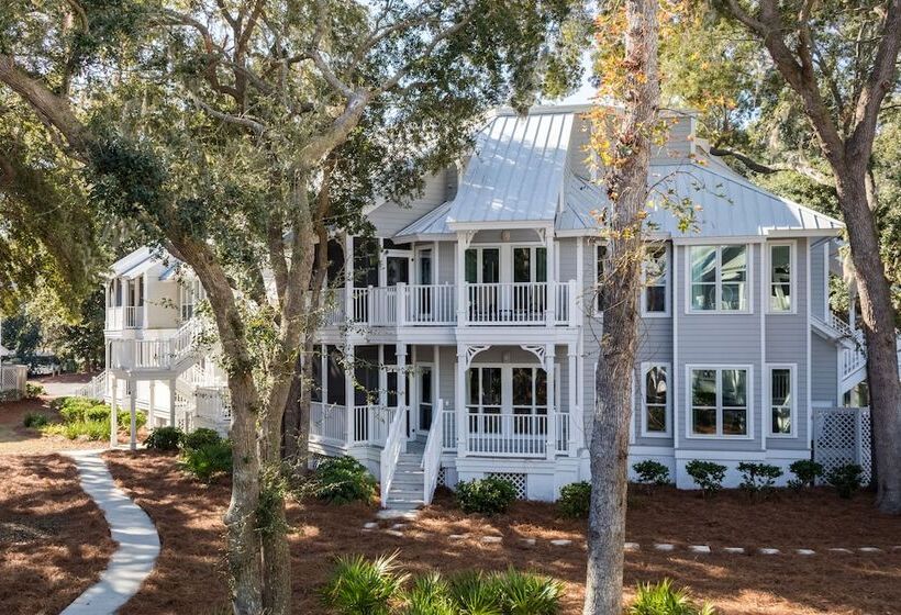 Ocean Palms Villas At Port Royal Resort