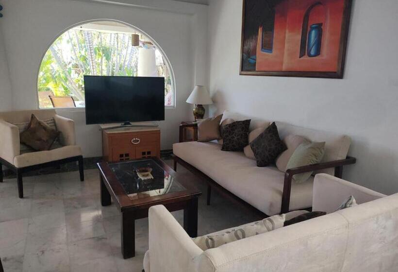 פנסיון Aventura Pacifico Boutique