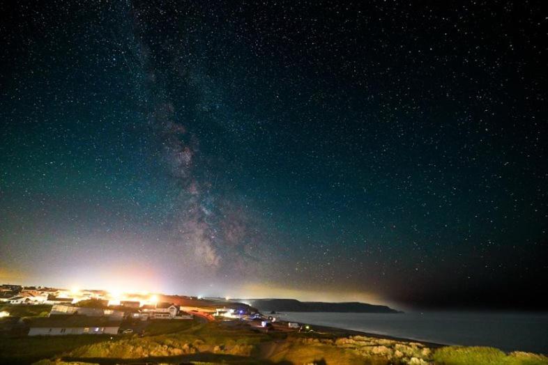 Пансион Beach House B&b