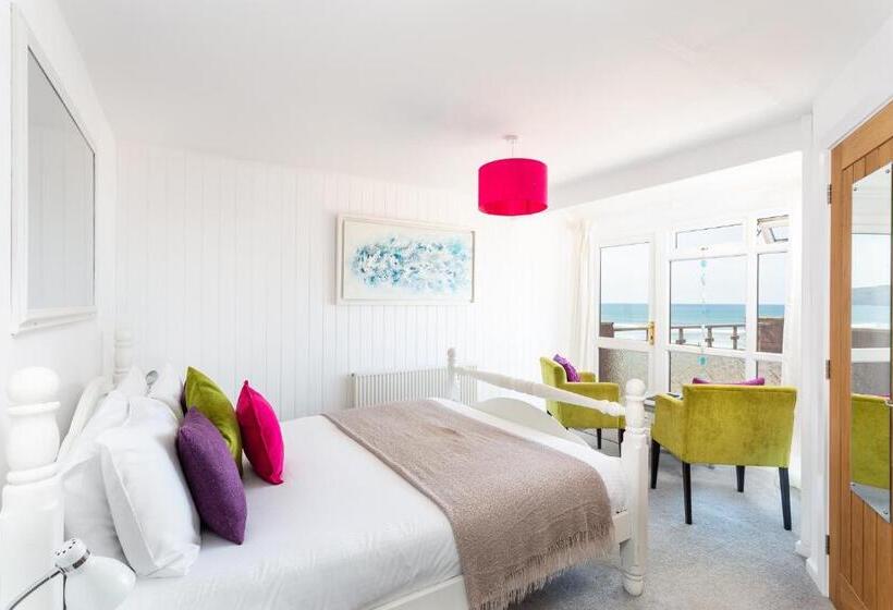 Пансион Beach House B&b