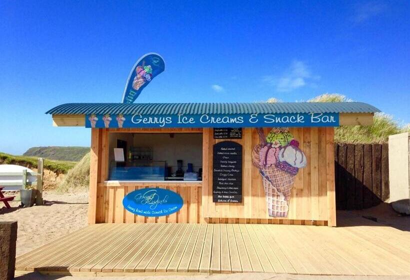 Пансион Beach House B&b