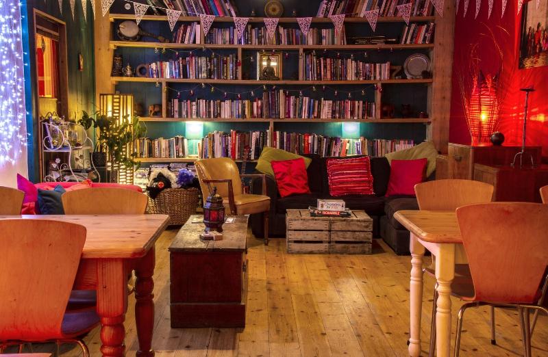 Пансион Beach House B&b