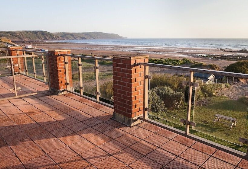 Пансион Beach House B&b