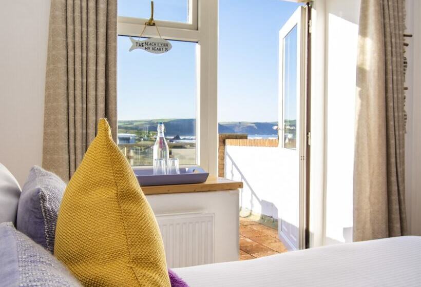 Пансион Beach House B&b