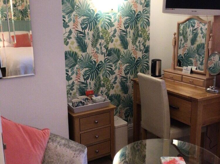 펜션 Birchleigh Guest House