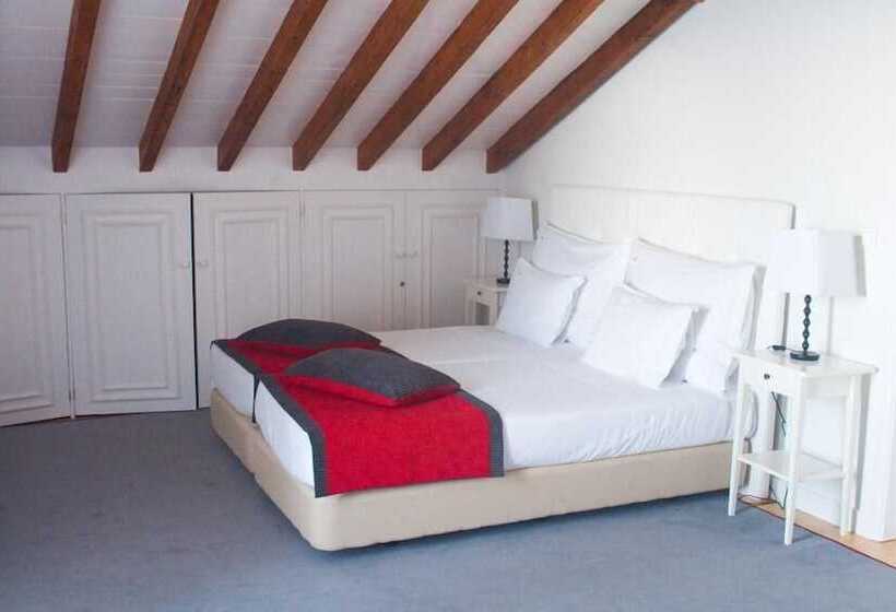 פנסיון Casa Do Comendador