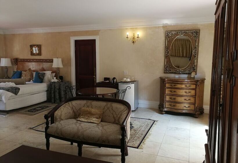 펜션 Cricklewood Manor