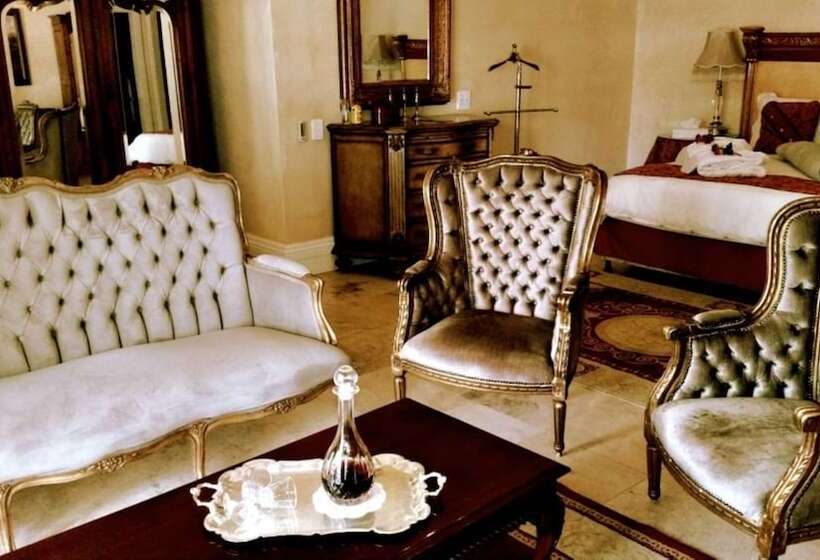 펜션 Cricklewood Manor