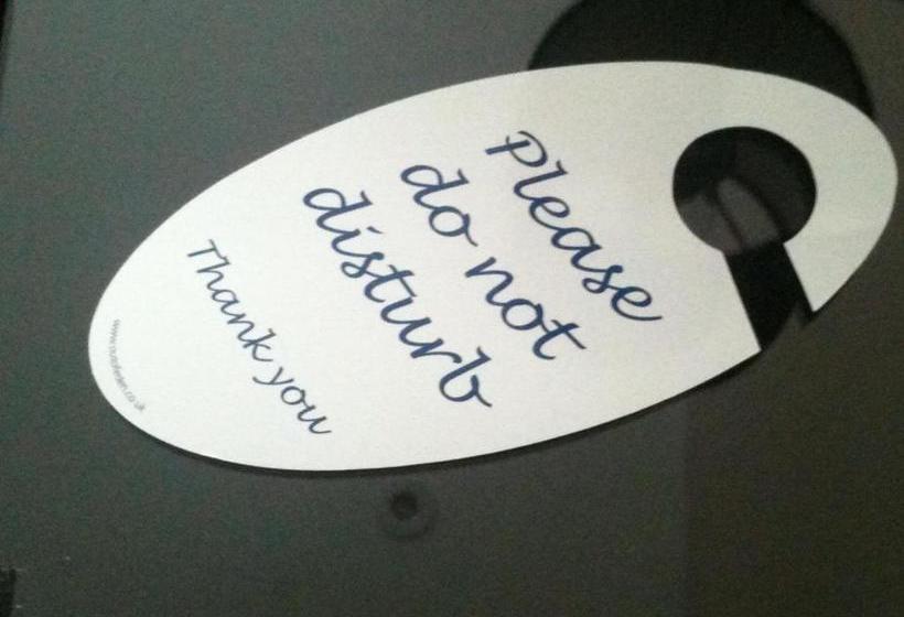 Пансион Five Mile Oxford