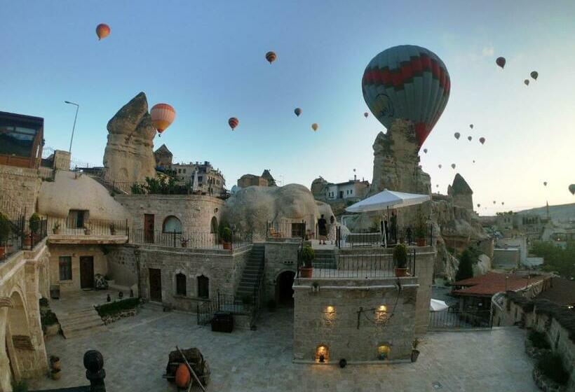 بنسيون Grand Cave Suites