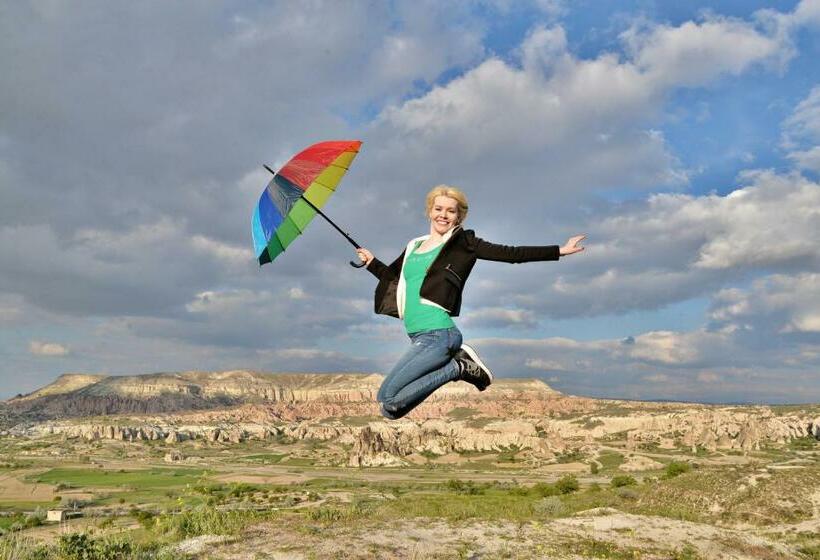 بنسيون Grand Cave Suites