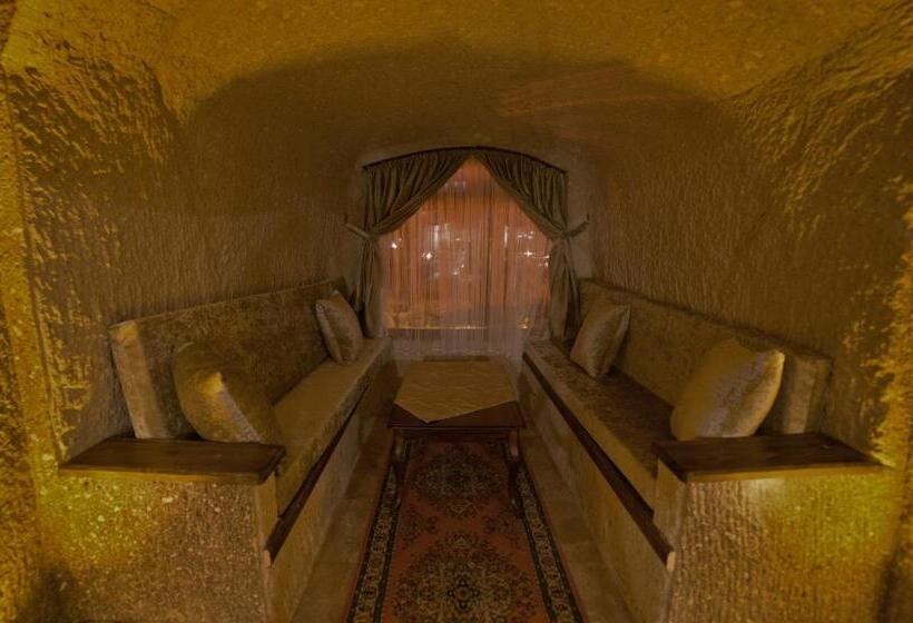 بنسيون Grand Cave Suites