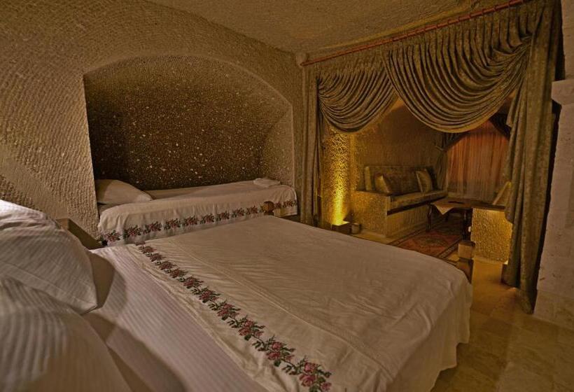 بنسيون Grand Cave Suites