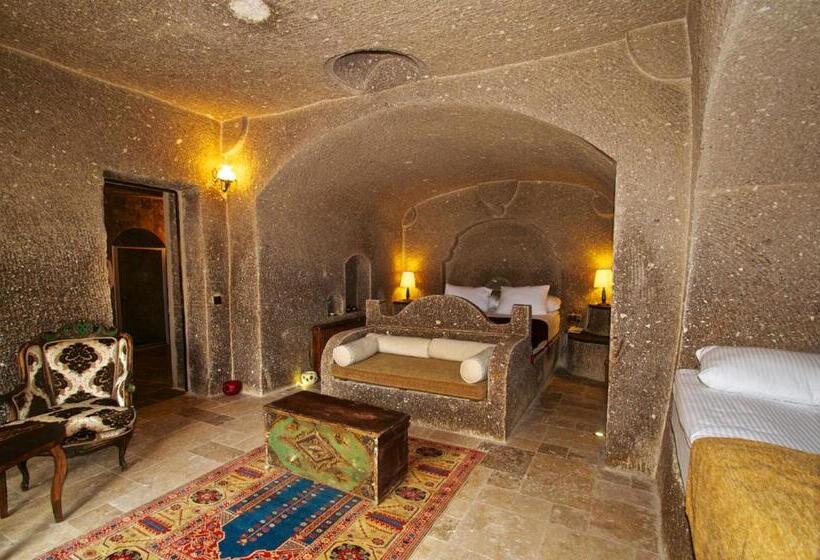 بنسيون Grand Cave Suites