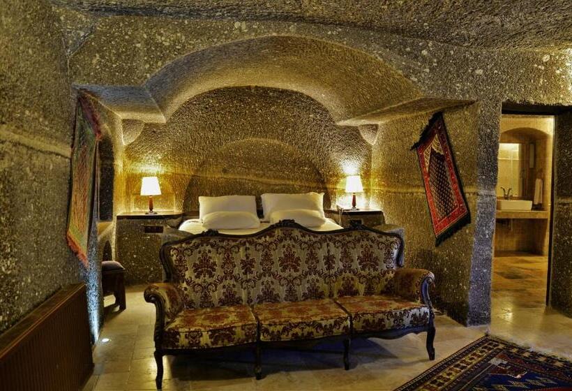 بنسيون Grand Cave Suites