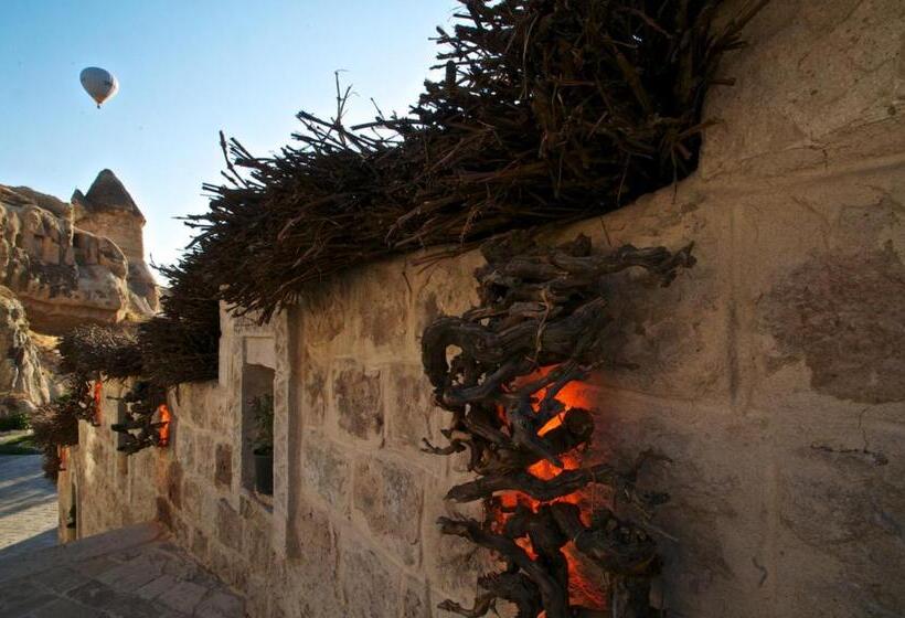 بنسيون Grand Cave Suites