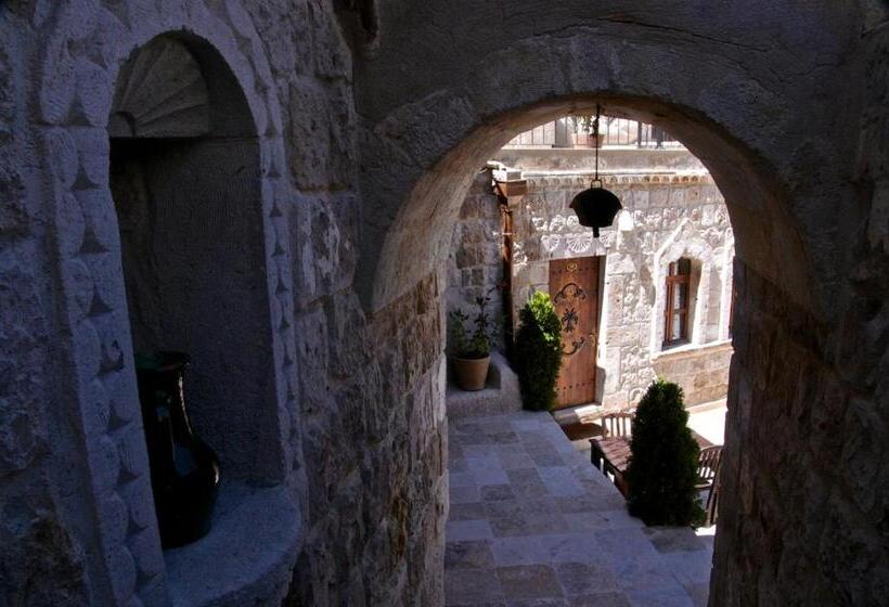 پانسیون Grand Cave Suites