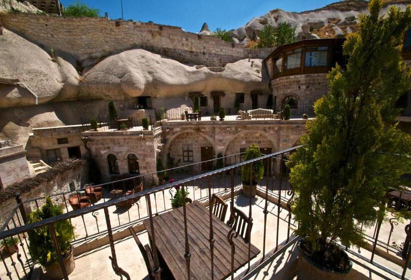 بنسيون Grand Cave Suites