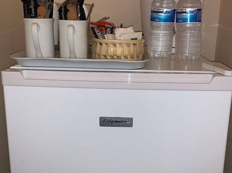 Пансион Lyndricks House