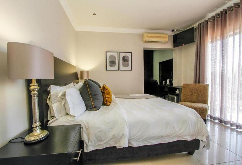 Пансион Sanchia Luxury Guesthouse