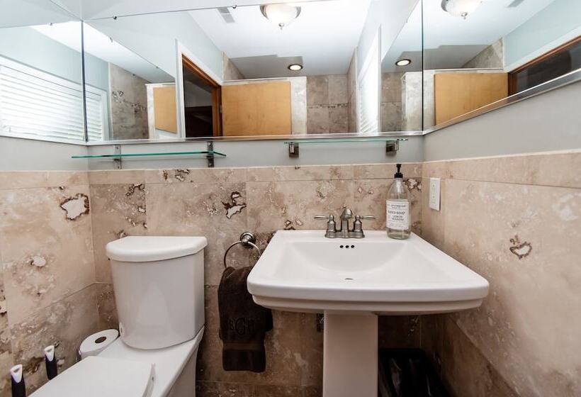 بنسيون The Broadway Guest House