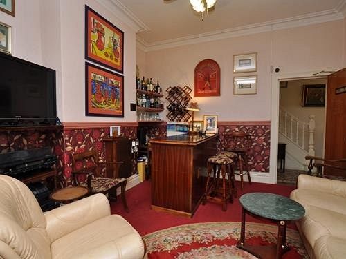 بنسيون Bryn Woodlands House